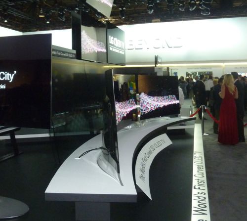 LG Curved OLED TV side view